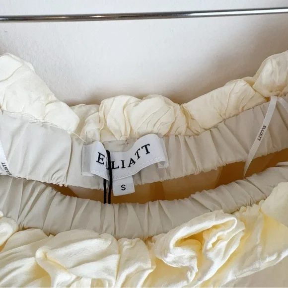 Elliatt Rejoice Crop Top Cream Size Small NWT - Picture 10 of 11